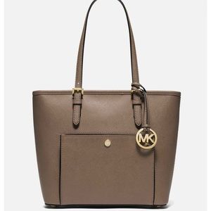 MICHAEL Michael Kors - JET SET LARGE SNAP POCKET TOTE